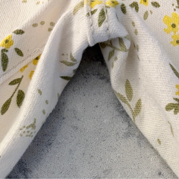 Judy Blue Yellow Floral Skinny Fit Pants Size  9/29 - Picture 5 of 6